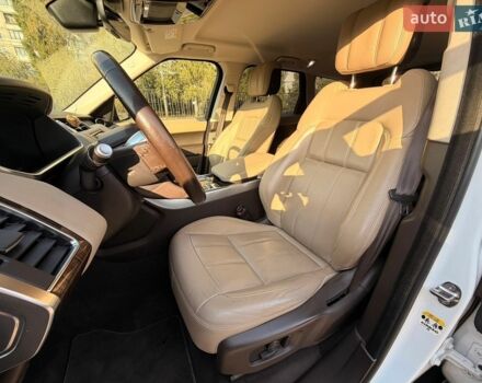 Білий Ленд Ровер Range Rover Sport, об'ємом двигуна 2.99 л та пробігом 145 тис. км за 39900 $, фото 26 на Automoto.ua