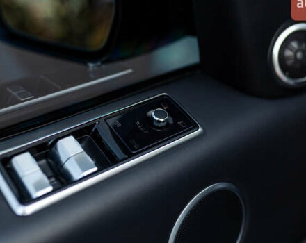 Білий Ленд Ровер Range Rover Sport, об'ємом двигуна 3 л та пробігом 130 тис. км за 45000 $, фото 30 на Automoto.ua