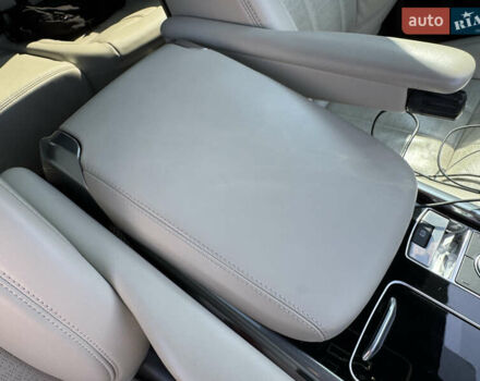 Белый Ленд Ровер Рендж Ровер Спорт, объемом двигателя 3 л и пробегом 76 тыс. км за 55000 $, фото 49 на Automoto.ua