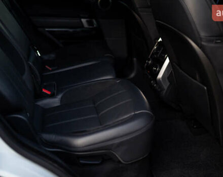 Білий Ленд Ровер Range Rover Sport, об'ємом двигуна 3 л та пробігом 130 тис. км за 45000 $, фото 64 на Automoto.ua