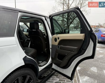 Білий Ленд Ровер Range Rover Sport, об'ємом двигуна 2.99 л та пробігом 70 тис. км за 62000 $, фото 29 на Automoto.ua