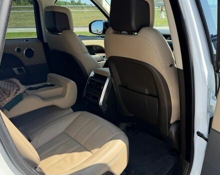 Білий Ленд Ровер Range Rover Sport, об'ємом двигуна 2.99 л та пробігом 119 тис. км за 70000 $, фото 5 на Automoto.ua