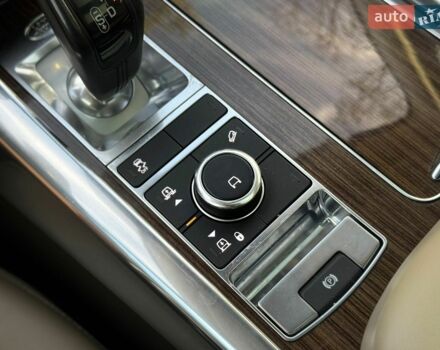 Білий Ленд Ровер Range Rover Sport, об'ємом двигуна 2.99 л та пробігом 147 тис. км за 39500 $, фото 173 на Automoto.ua