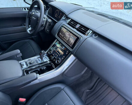 Белый Ленд Ровер Рендж Ровер Спорт, объемом двигателя 3 л и пробегом 78 тыс. км за 61800 $, фото 22 на Automoto.ua