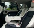 Білий Ленд Ровер Range Rover Sport, об'ємом двигуна 2 л та пробігом 113 тис. км за 55900 $, фото 29 на Automoto.ua