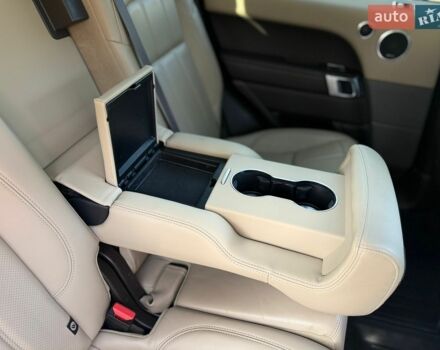 Білий Ленд Ровер Range Rover Sport, об'ємом двигуна 2.99 л та пробігом 147 тис. км за 39500 $, фото 123 на Automoto.ua