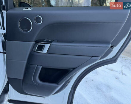 Белый Ленд Ровер Рендж Ровер Спорт, объемом двигателя 3 л и пробегом 78 тыс. км за 61800 $, фото 19 на Automoto.ua