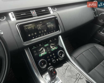 Білий Ленд Ровер Range Rover Sport, об'ємом двигуна 3 л та пробігом 39 тис. км за 49000 $, фото 34 на Automoto.ua
