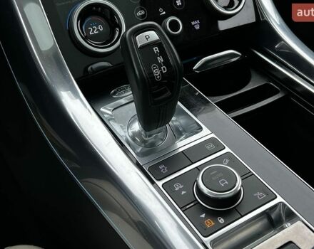 Білий Ленд Ровер Range Rover Sport, об'ємом двигуна 2 л та пробігом 113 тис. км за 55900 $, фото 18 на Automoto.ua