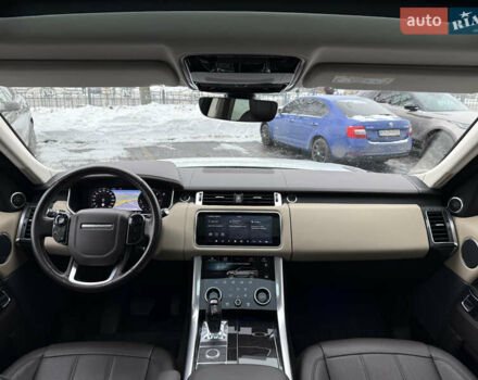 Білий Ленд Ровер Range Rover Sport, об'ємом двигуна 2.99 л та пробігом 70 тис. км за 62000 $, фото 22 на Automoto.ua