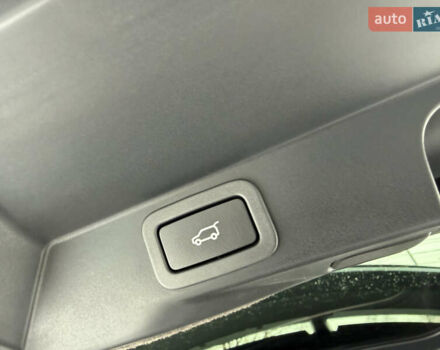 Білий Ленд Ровер Range Rover Sport, об'ємом двигуна 2.99 л та пробігом 70 тис. км за 62000 $, фото 28 на Automoto.ua