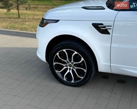 Білий Ленд Ровер Range Rover Sport, об'ємом двигуна 2.99 л та пробігом 147 тис. км за 39500 $, фото 216 на Automoto.ua