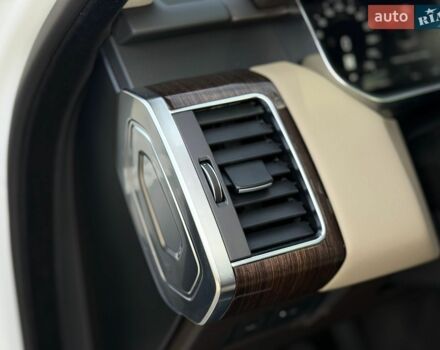 Білий Ленд Ровер Range Rover Sport, об'ємом двигуна 2.99 л та пробігом 147 тис. км за 39500 $, фото 53 на Automoto.ua