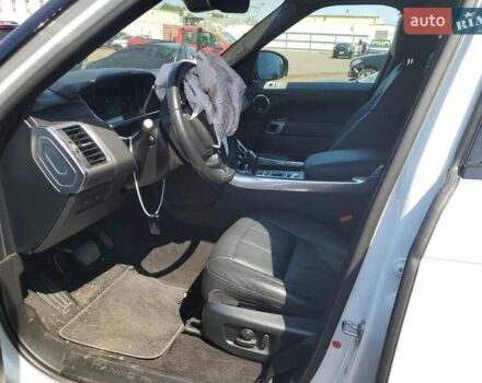 Білий Ленд Ровер Range Rover Sport, об'ємом двигуна 3 л та пробігом 91 тис. км за 27700 $, фото 6 на Automoto.ua