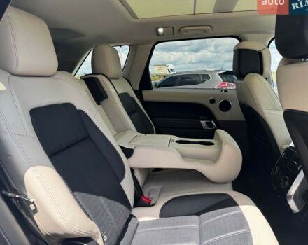 Білий Ленд Ровер Range Rover Sport, об'ємом двигуна 2 л та пробігом 113 тис. км за 57490 $, фото 39 на Automoto.ua