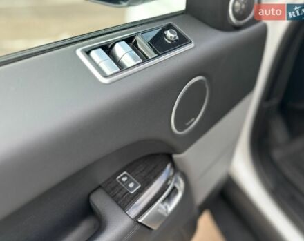 Білий Ленд Ровер Range Rover Sport, об'ємом двигуна 3 л та пробігом 159 тис. км за 42000 $, фото 58 на Automoto.ua