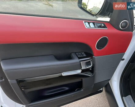 Білий Ленд Ровер Range Rover Sport, об'ємом двигуна 3 л та пробігом 40 тис. км за 69999 $, фото 14 на Automoto.ua