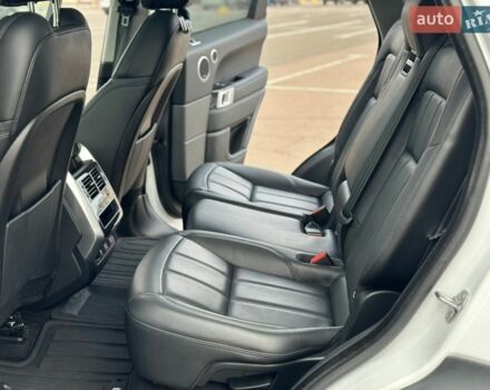 Білий Ленд Ровер Range Rover Sport, об'ємом двигуна 3 л та пробігом 159 тис. км за 42000 $, фото 36 на Automoto.ua
