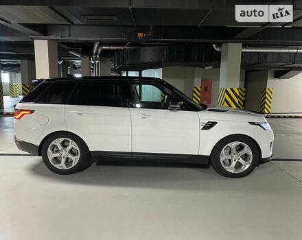 Білий Ленд Ровер Range Rover Sport, об'ємом двигуна 3 л та пробігом 67 тис. км за 84000 $, фото 2 на Automoto.ua