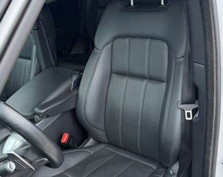 Білий Ленд Ровер Range Rover Sport, об'ємом двигуна 3 л та пробігом 38 тис. км за 55000 $, фото 26 на Automoto.ua