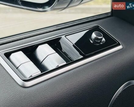 Білий Ленд Ровер Range Rover Sport, об'ємом двигуна 3 л та пробігом 58 тис. км за 68000 $, фото 28 на Automoto.ua