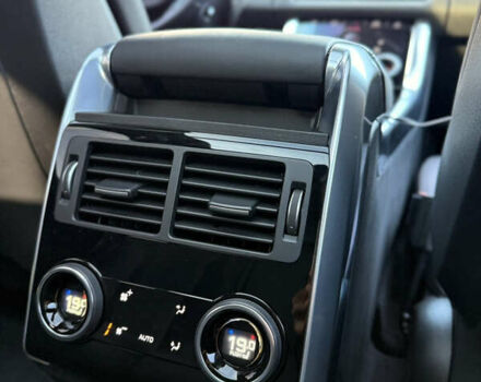 Белый Ленд Ровер Рендж Ровер Спорт, объемом двигателя 5 л и пробегом 32 тыс. км за 97000 $, фото 12 на Automoto.ua