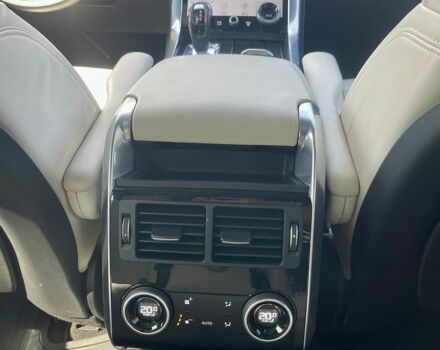 Білий Ленд Ровер Range Rover Sport, об'ємом двигуна 3 л та пробігом 67 тис. км за 63900 $, фото 17 на Automoto.ua