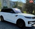 Белый Ленд Ровер Рендж Ровер Спорт, объемом двигателя 3 л и пробегом 59 тыс. км за 120900 $, фото 2 на Automoto.ua