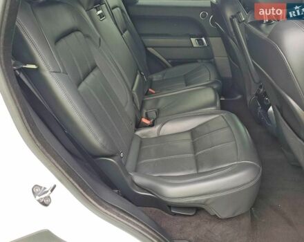 Білий Ленд Ровер Range Rover Sport, об'ємом двигуна 3 л та пробігом 100 тис. км за 35000 $, фото 9 на Automoto.ua