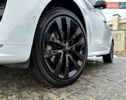 Белый Ленд Ровер Рендж Ровер Спорт, объемом двигателя 3 л и пробегом 46 тыс. км за 115900 $, фото 7 на Automoto.ua