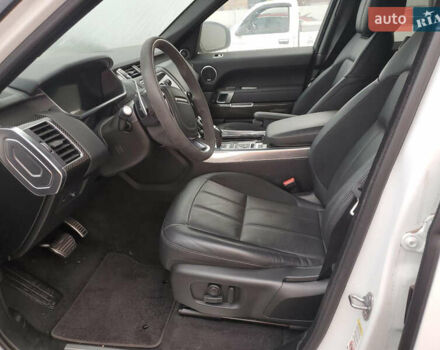 Білий Ленд Ровер Range Rover Sport, об'ємом двигуна 3 л та пробігом 32 тис. км за 25200 $, фото 7 на Automoto.ua