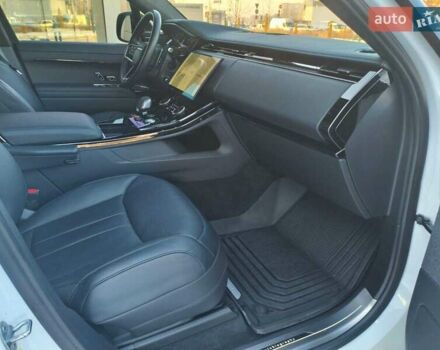 Білий Ленд Ровер Range Rover Sport, об'ємом двигуна 3 л та пробігом 53 тис. км за 125000 $, фото 17 на Automoto.ua