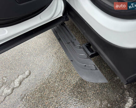 Белый Ленд Ровер Рендж Ровер Спорт, объемом двигателя 3 л и пробегом 36 тыс. км за 126000 $, фото 43 на Automoto.ua