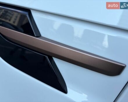Білий Ленд Ровер Range Rover Sport, об'ємом двигуна 3 л та пробігом 37 тис. км за 129300 $, фото 10 на Automoto.ua