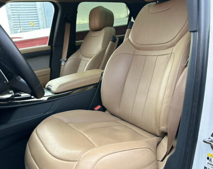 Белый Ленд Ровер Рендж Ровер Спорт, объемом двигателя 3 л и пробегом 96 тыс. км за 98500 $, фото 14 на Automoto.ua