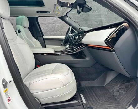 Білий Ленд Ровер Range Rover Sport, об'ємом двигуна 3 л та пробігом 20 тис. км за 28866 $, фото 7 на Automoto.ua