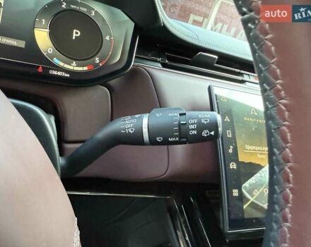 Білий Ленд Ровер Range Rover Sport, об'ємом двигуна 3 л та пробігом 36 тис. км за 123900 $, фото 25 на Automoto.ua