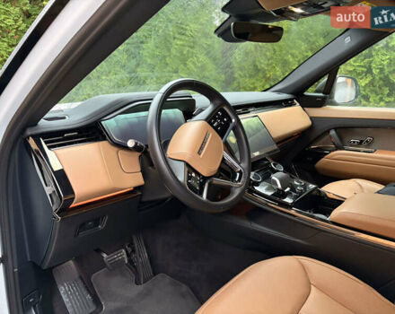 Білий Ленд Ровер Range Rover Sport, об'ємом двигуна 3 л та пробігом 88 тис. км за 100000 $, фото 6 на Automoto.ua