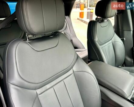 Білий Ленд Ровер Range Rover Sport, об'ємом двигуна 3 л та пробігом 4 тис. км за 132777 $, фото 47 на Automoto.ua