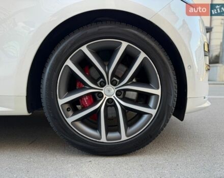 Білий Ленд Ровер Range Rover Sport, об'ємом двигуна 3 л та пробігом 27 тис. км за 143000 $, фото 85 на Automoto.ua