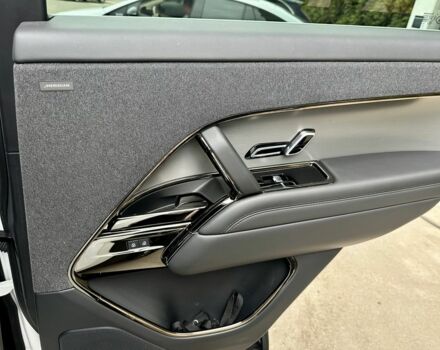 Білий Ленд Ровер Range Rover Sport, об'ємом двигуна 3 л та пробігом 4 тис. км за 135200 $, фото 19 на Automoto.ua