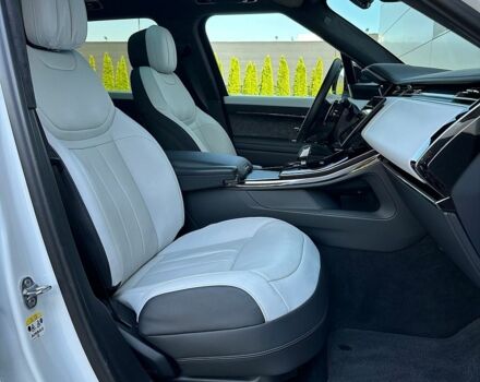 Білий Ленд Ровер Range Rover Sport, об'ємом двигуна 3 л та пробігом 53 тис. км за 144000 $, фото 30 на Automoto.ua
