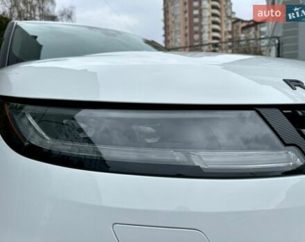 Білий Ленд Ровер Range Rover Sport, об'ємом двигуна 3 л та пробігом 4 тис. км за 132777 $, фото 27 на Automoto.ua