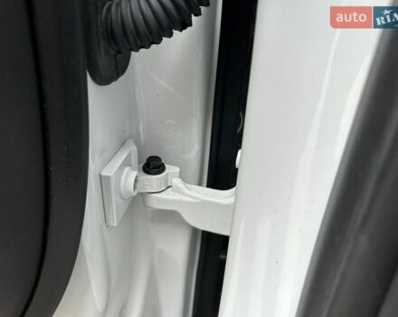 Білий Ленд Ровер Range Rover Sport, об'ємом двигуна 3 л та пробігом 4 тис. км за 132777 $, фото 68 на Automoto.ua