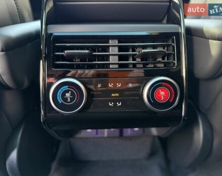 Білий Ленд Ровер Range Rover Sport, об'ємом двигуна 3 л та пробігом 27 тис. км за 143000 $, фото 48 на Automoto.ua