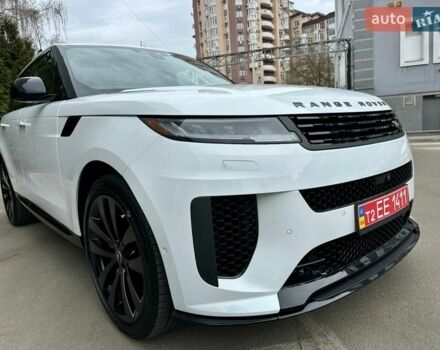 Білий Ленд Ровер Range Rover Sport, об'ємом двигуна 3 л та пробігом 4 тис. км за 132777 $, фото 5 на Automoto.ua