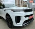 Білий Ленд Ровер Range Rover Sport, об'ємом двигуна 3 л та пробігом 4 тис. км за 132777 $, фото 5 на Automoto.ua