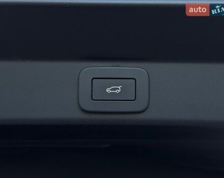 Білий Ленд Ровер Range Rover Sport, об'ємом двигуна 3 л та пробігом 27 тис. км за 143000 $, фото 80 на Automoto.ua