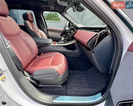 Білий Ленд Ровер Range Rover Sport, об'ємом двигуна 3 л та пробігом 31 тис. км за 127900 $, фото 59 на Automoto.ua