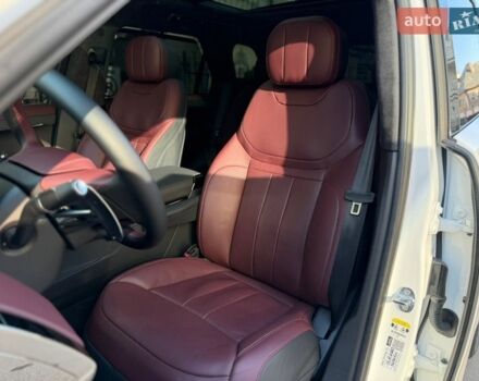 Білий Ленд Ровер Range Rover Sport, об'ємом двигуна 3 л та пробігом 27 тис. км за 143000 $, фото 22 на Automoto.ua